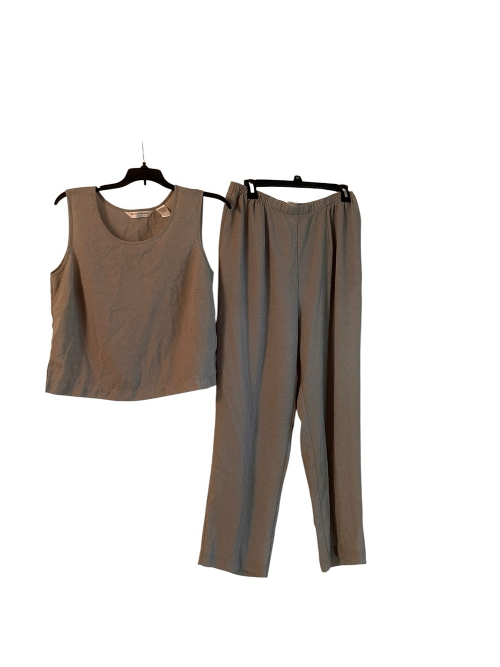 Vintage Draper's & Damon's Petites coordinated pantsuit Size PM top, PL pants